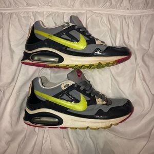 Nike women’s Air Max